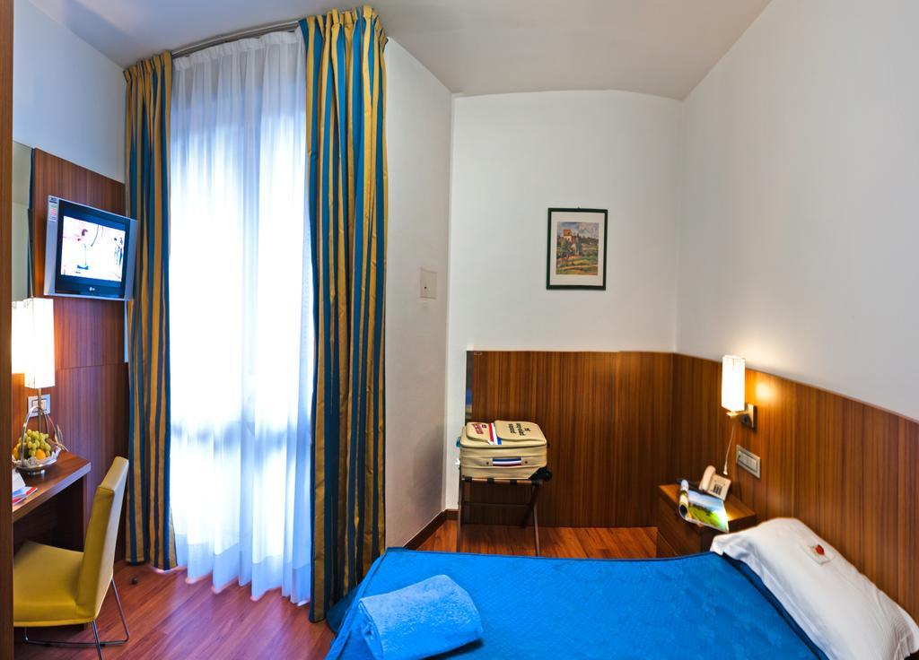 Hotel Ariston Бибионе Стая снимка